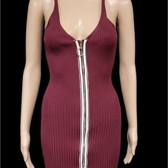 Form Fitting Midi Full Zip Dress - Picture 3 of 8